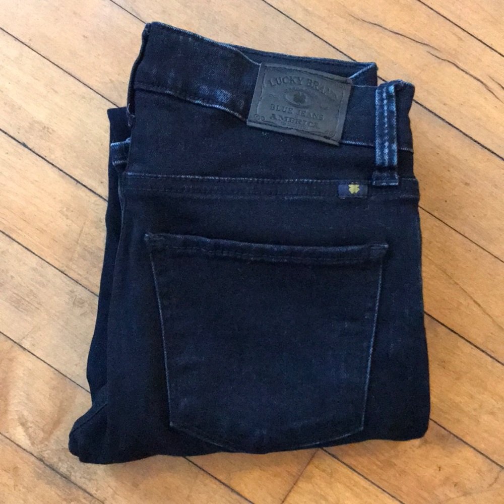 Lucky brand dark wash Brooke legging jean